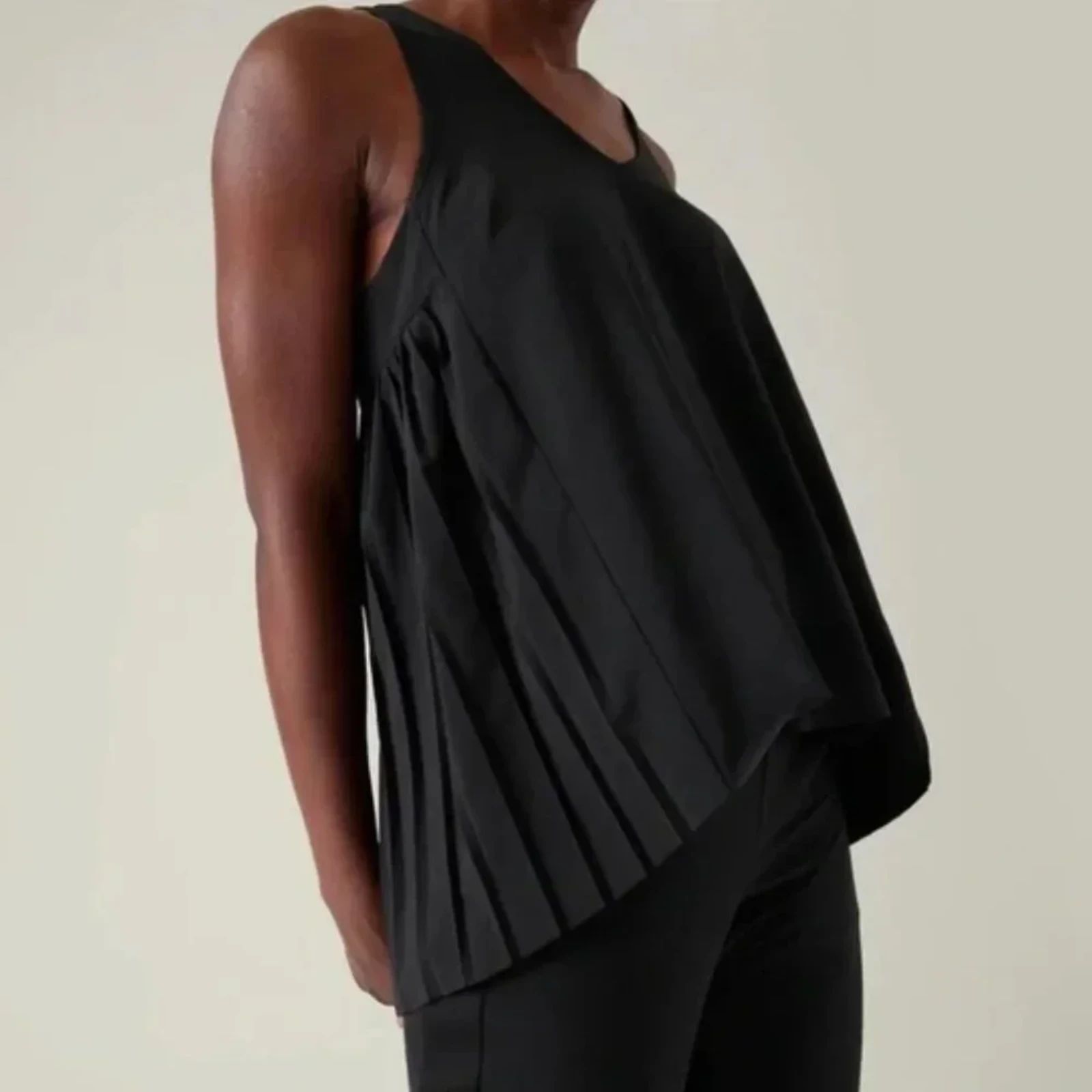 Athleta Swing Forward Pleated Tank, Black, Size S,
